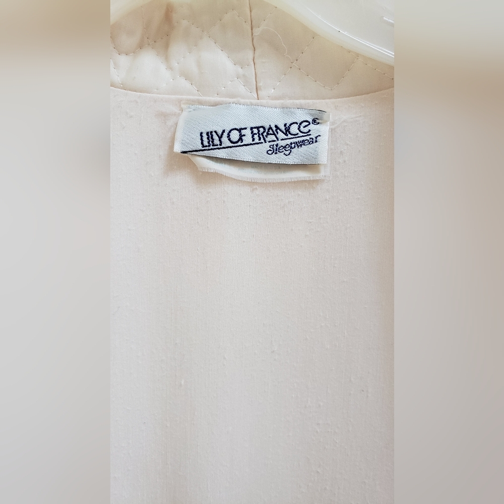 Gorgeous Vintage Robe - Picture 6 of 8